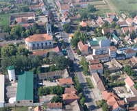 Две Војачке парохије из ваздуха (лева и десна страна)